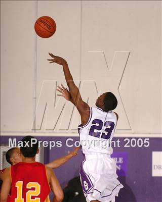 Thumbnail 3 in De Anza vs. Sacramento (St. Hope Classic) photogallery.