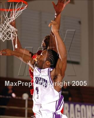 Thumbnail 2 in De Anza vs. Sacramento (St. Hope Classic) photogallery.