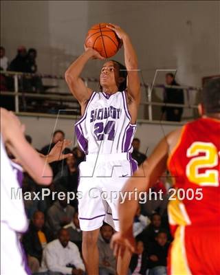 Thumbnail 2 in De Anza vs. Sacramento (St. Hope Classic) photogallery.