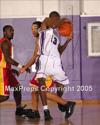 Thumbnail 1 in De Anza vs. Sacramento (St. Hope Classic) photogallery.