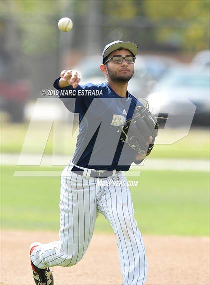 Thumbnail 3 in IMG Academy vs Indian Rocks photogallery.