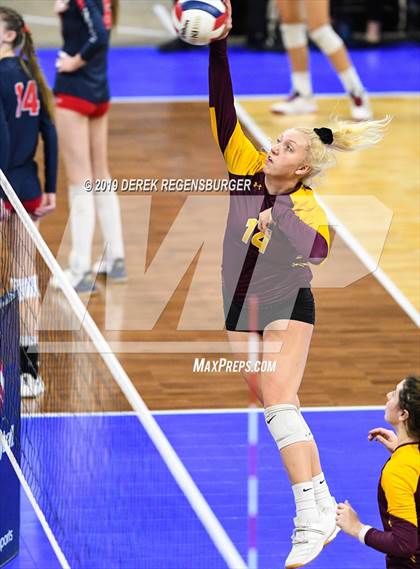 Thumbnail 1 in Alamosa vs Lutheran (CHSAA 3A Semifinal) photogallery.