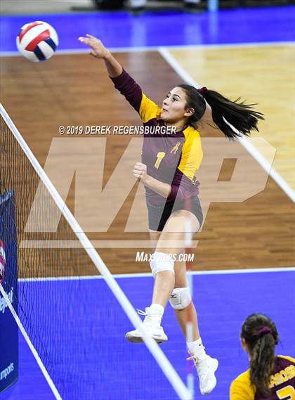 Thumbnail 3 in Alamosa vs Lutheran (CHSAA 3A Semifinal) photogallery.