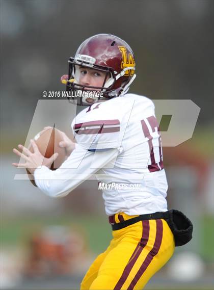 Thumbnail 3 in Glenbard West vs. Loyola Academy (IHSA 8A Semifinal Playoff) photogallery.