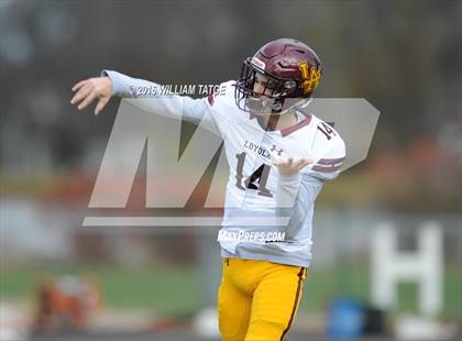 Thumbnail 3 in Glenbard West vs. Loyola Academy (IHSA 8A Semifinal Playoff) photogallery.