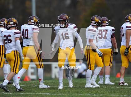 Thumbnail 2 in Glenbard West vs. Loyola Academy (IHSA 8A Semifinal Playoff) photogallery.