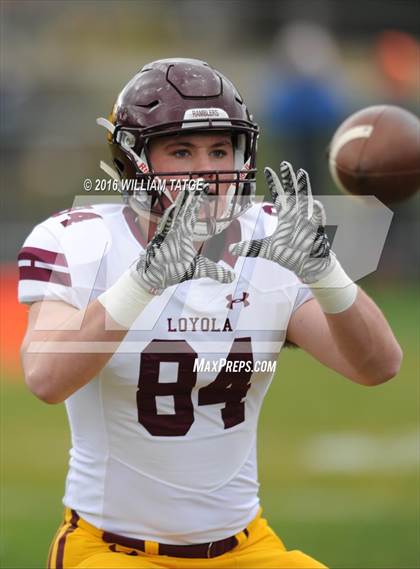 Thumbnail 2 in Glenbard West vs. Loyola Academy (IHSA 8A Semifinal Playoff) photogallery.