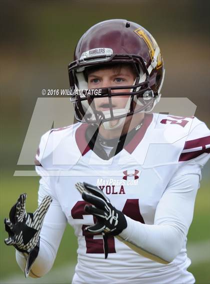 Thumbnail 2 in Glenbard West vs. Loyola Academy (IHSA 8A Semifinal Playoff) photogallery.