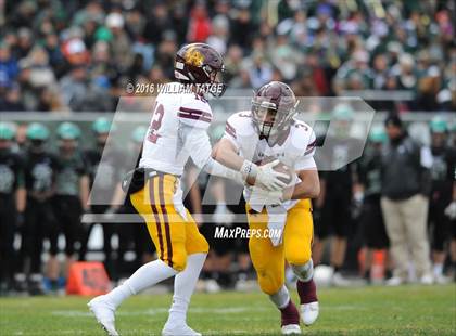Thumbnail 2 in Glenbard West vs. Loyola Academy (IHSA 8A Semifinal Playoff) photogallery.