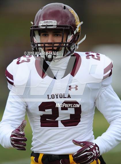 Thumbnail 1 in Glenbard West vs. Loyola Academy (IHSA 8A Semifinal Playoff) photogallery.