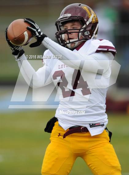 Thumbnail 3 in Glenbard West vs. Loyola Academy (IHSA 8A Semifinal Playoff) photogallery.