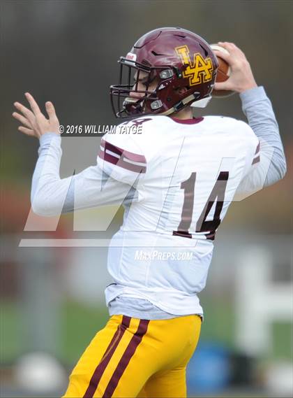 Thumbnail 2 in Glenbard West vs. Loyola Academy (IHSA 8A Semifinal Playoff) photogallery.