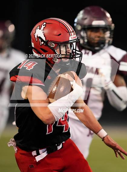 Thumbnail 2 in Morgan vs. Grantsville (UHSAA 3A Final) photogallery.
