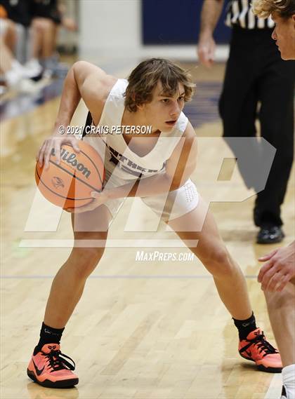 Thumbnail 1 in Pine View @ Ridgeline photogallery.