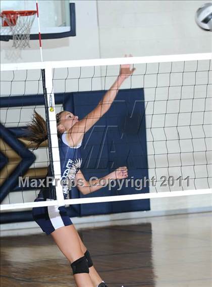 Thumbnail 2 in Lake Mead Academy vs Pahranagat Valley (Lake Mead Fall Classic) photogallery.