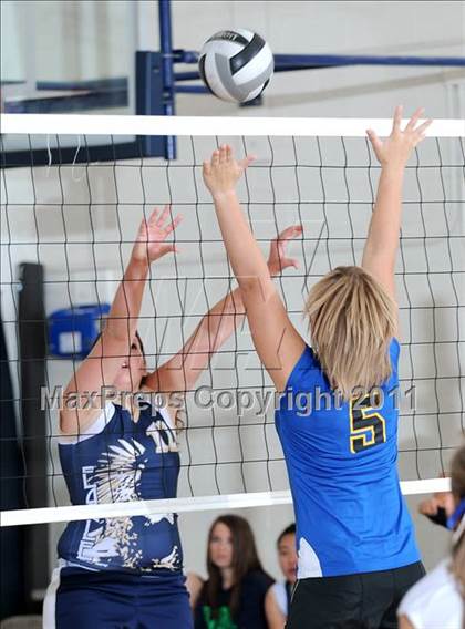 Thumbnail 1 in Lake Mead Academy vs Pahranagat Valley (Lake Mead Fall Classic) photogallery.