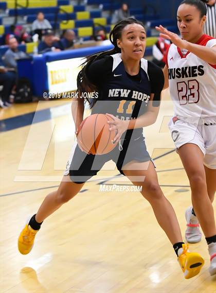 Thumbnail 2 in Centennial vs. New Hope Academy(Nike Tournament of Champions)  photogallery.
