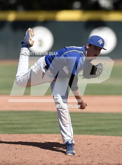 Thumbnail 2 in IMG Academy vs. Bingham (DeMarini National Classic) photogallery.