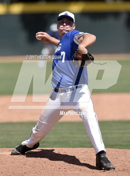 Thumbnail 2 in IMG Academy vs. Bingham (DeMarini National Classic) photogallery.