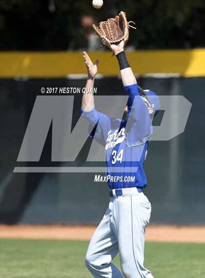 Thumbnail 3 in IMG Academy vs. Bingham (DeMarini National Classic) photogallery.