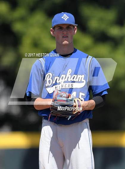 Thumbnail 2 in IMG Academy vs. Bingham (DeMarini National Classic) photogallery.