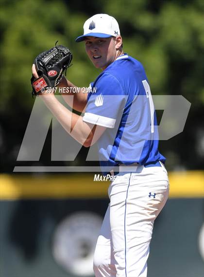 Thumbnail 2 in IMG Academy vs. Bingham (DeMarini National Classic) photogallery.