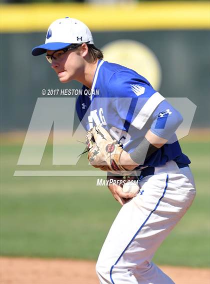 Thumbnail 3 in IMG Academy vs. Bingham (DeMarini National Classic) photogallery.
