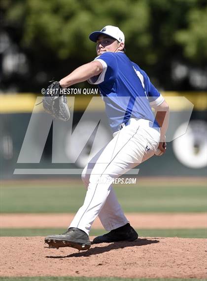 Thumbnail 2 in IMG Academy vs. Bingham (DeMarini National Classic) photogallery.