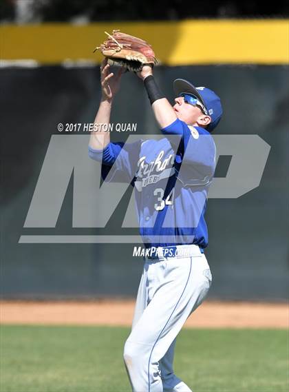 Thumbnail 2 in IMG Academy vs. Bingham (DeMarini National Classic) photogallery.
