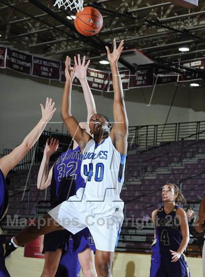 Thumbnail 3 in Grandview vs. Campbell County (Nike Tournament of Champions) photogallery.