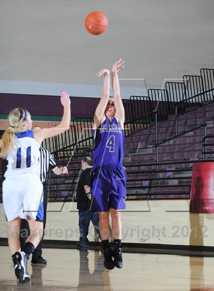 Thumbnail 3 in Grandview vs. Campbell County (Nike Tournament of Champions) photogallery.