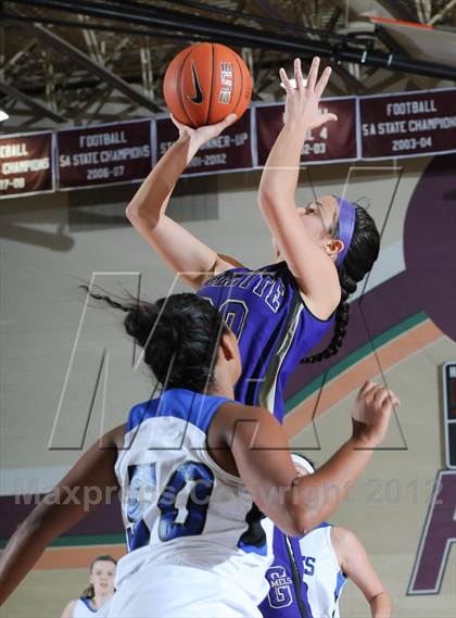 Thumbnail 3 in Grandview vs. Campbell County (Nike Tournament of Champions) photogallery.