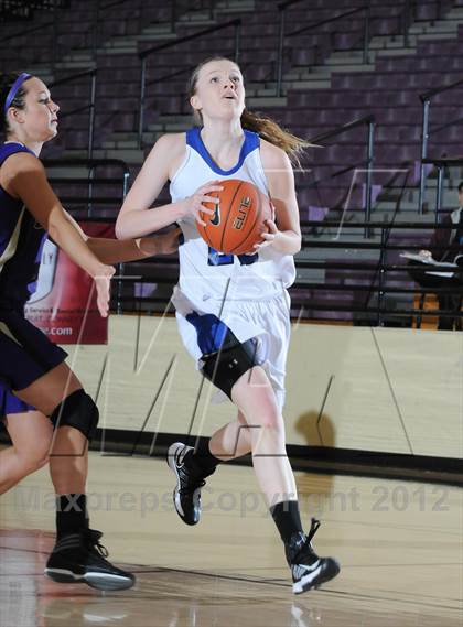 Thumbnail 3 in Grandview vs. Campbell County (Nike Tournament of Champions) photogallery.