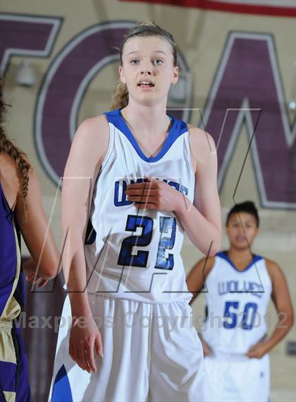 Thumbnail 2 in Grandview vs. Campbell County (Nike Tournament of Champions) photogallery.