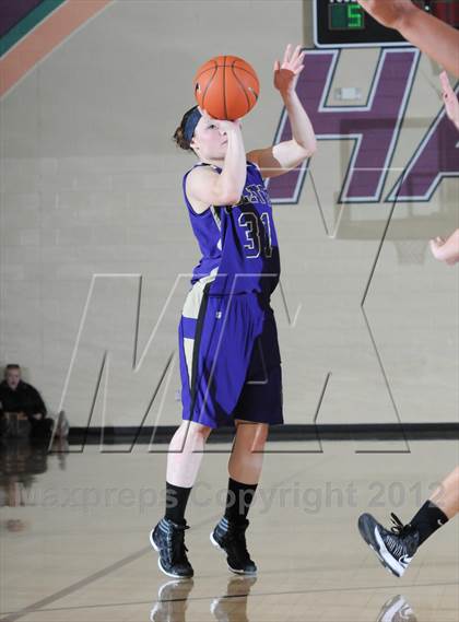 Thumbnail 3 in Grandview vs. Campbell County (Nike Tournament of Champions) photogallery.