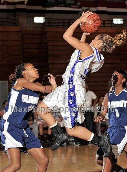 Thumbnail 1 in Rancho Cucamonga vs. Summit (Ayala Best of the West) photogallery.