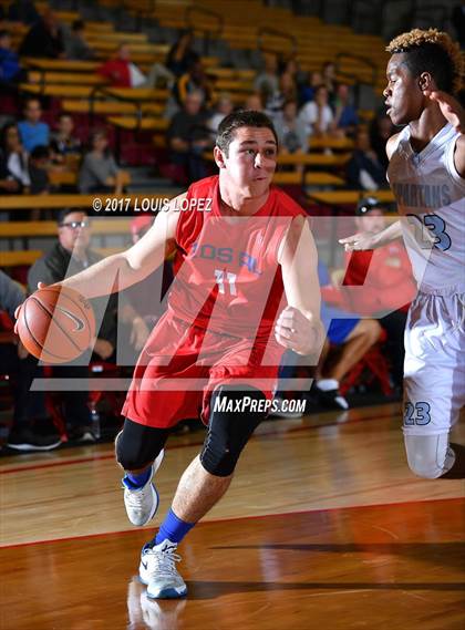 Thumbnail 2 in Los Alamitos vs. Villa Park (Nike Extravaganza) photogallery.