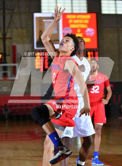 Thumbnail 1 in Los Alamitos vs. Villa Park (Nike Extravaganza) photogallery.
