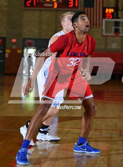 Thumbnail 3 in Los Alamitos vs. Villa Park (Nike Extravaganza) photogallery.