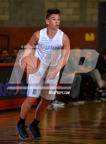 Thumbnail 2 in Los Alamitos vs. Villa Park (Nike Extravaganza) photogallery.