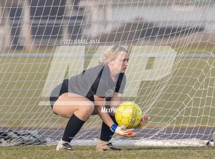 Thumbnail 3 in Cape Fear @ Gray's Creek photogallery.