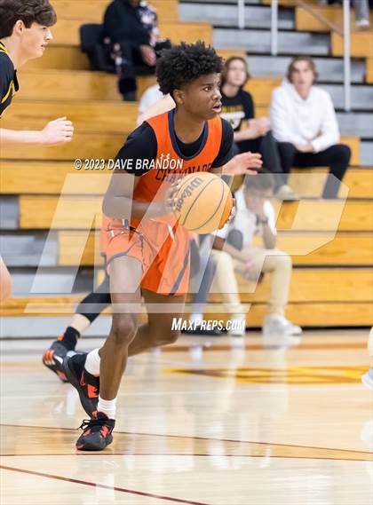 Thumbnail 1 in Chaminade vs. Ventura photogallery.