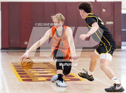 Thumbnail 2 in Chaminade vs. Ventura photogallery.
