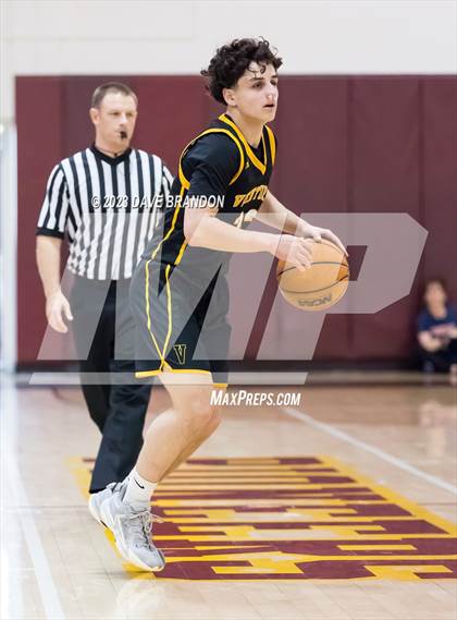 Thumbnail 1 in Chaminade vs. Ventura photogallery.