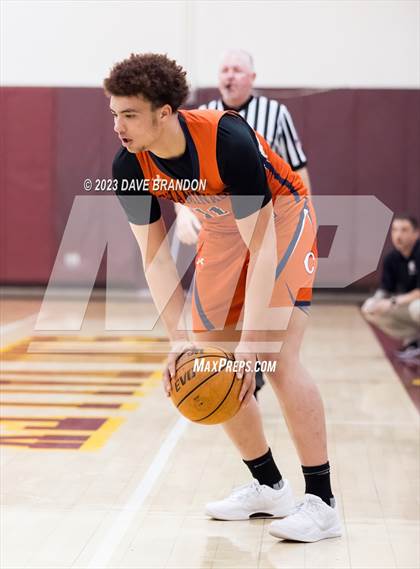 Thumbnail 1 in Chaminade vs. Ventura photogallery.