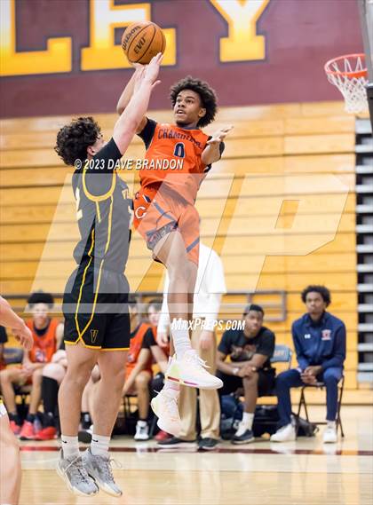 Thumbnail 3 in Chaminade vs. Ventura photogallery.
