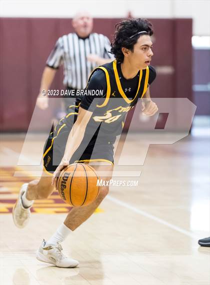 Thumbnail 3 in Chaminade vs. Ventura photogallery.