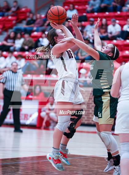 Thumbnail 1 in Valley Mills vs. De Leon photogallery.