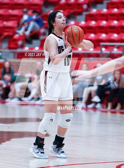 Thumbnail 1 in Valley Mills vs. De Leon photogallery.