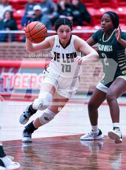 Thumbnail 3 in Valley Mills vs. De Leon photogallery.